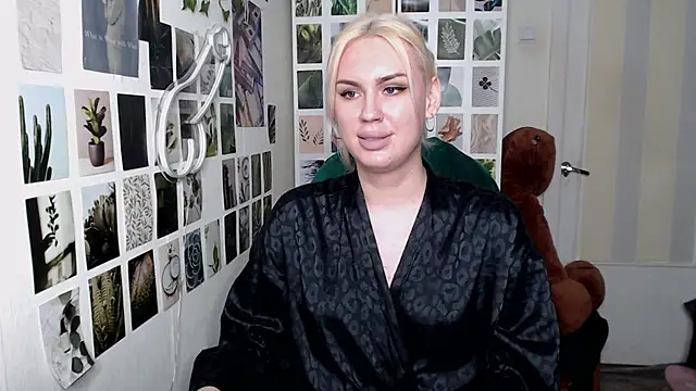 CapriScorpion online show from October 16, 2025, 11:40 am