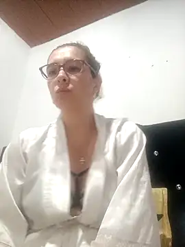 Snapshot of mademonsexy chatting on November 29, 2025, 4:34 am mademonsexy online show from November 29, 2025, 4:34 am