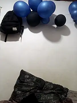 Snapshot of mademonsexy chatting on September 24, 2025, 9:10 pm mademonsexy online show from September 24, 2025, 9:10 pm