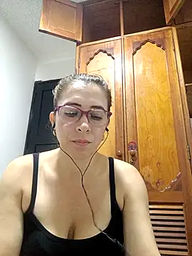 mademonsexy online show from April 23, 2026, 3:46 am
