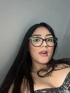 Snapshot of sofiajons_ chatting on October 13, 2025, 6:20 pm sofiajons online show from October 13, 2025, 6:20 pm
