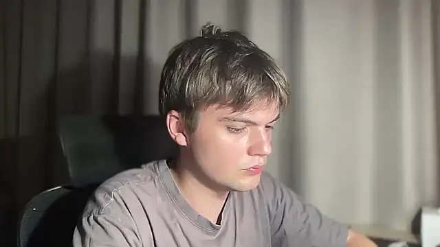 Snapshot of superfluboy_ chatting on September 10, 2025, 4:06 pm superfluboy online show from September 10, 2025, 4:06 pm