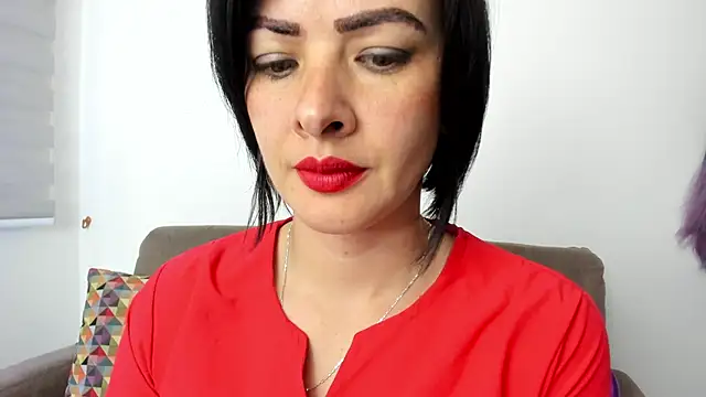 queen fetish online show from January 10, 2025, 10:57 pm