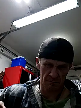 Snapshot of ironwood420 chatting on January 27, 2025, 1:30 pm ironwood420 online show from January 27, 2025, 1:30 pm