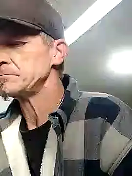 Snapshot of ironwood420 chatting on December 28, 2024, 8:37 am ironwood420 online show from December 28, 2024, 8:37 am