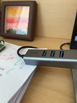 Zhuli11 online show from November 24, 2025, 5:51 am