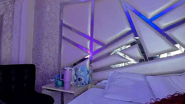 Snapshot of Miia002 chatting on October 9, 2025, 3:07 am Miia002 online show from October 9, 2025, 3:07 am