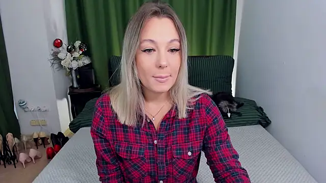 Snapshot of DanikaMorri chatting on November 7, 2025, 7:46 am DanikaMorri online show from November 7, 2025, 7:46 am