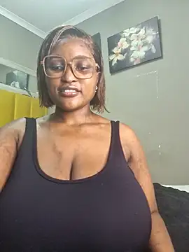 Bustygoddess32 online show from March 12, 2025, 11:01 pm