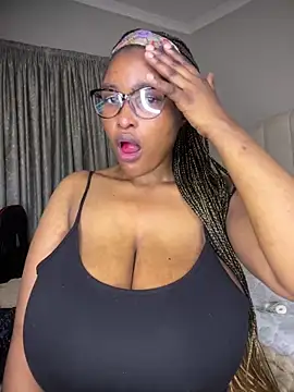 Snapshot of Bustygoddess32 chatting on May 15, 2026, 11:36 pm Bustygoddess32 online show from May 15, 2026, 11:36 pm