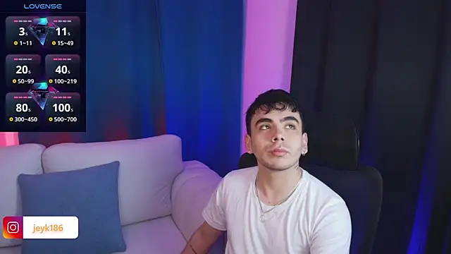 Snapshot of Jey_keler1 chatting on November 26, 2025, 4:12 am Jey keler1 online show from November 26, 2025, 4:12 am