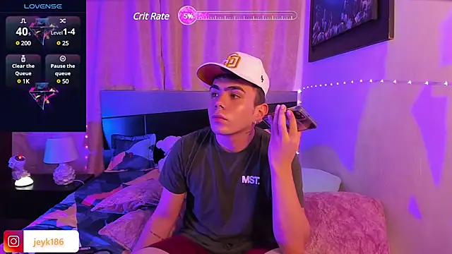 Snapshot of Jey_keler1 chatting on February 28, 2025, 3:04 am Jey keler1 online show from February 28, 2025, 3:04 am