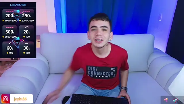 Snapshot of Jey_keler1 chatting on October 18, 2025, 12:23 am Jey keler1 online show from October 18, 2025, 12:23 am