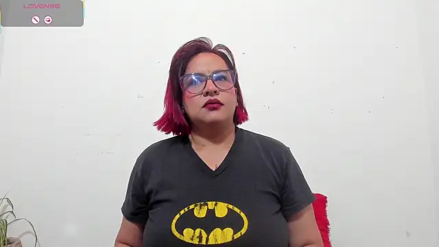 Snapshot of hazel_34 chatting on March 17, 2026, 9:12 am hazel 34 online show from March 17, 2026, 9:12 am