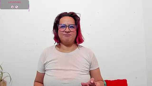 hazel 34 online show from April 27, 2026, 10:02 am