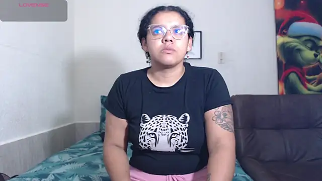 Snapshot of agata_22 chatting on June 26, 2026, 3:23 am agata 22 online show from June 26, 2026, 3:23 am
