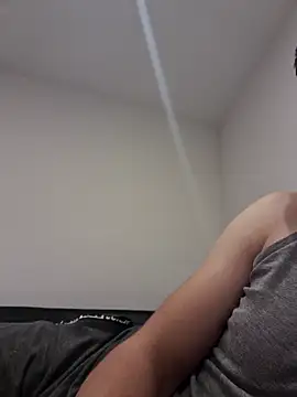 suarez1235 online show from November 14, 2025, 10:57 pm