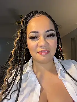 Snapshot of DestineeJayde chatting on November 22, 2025, 6:01 am DestineeJayde online show from November 22, 2025, 6:01 am