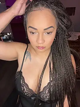 DestineeJayde online show from July 30, 2026, 5:28 am
