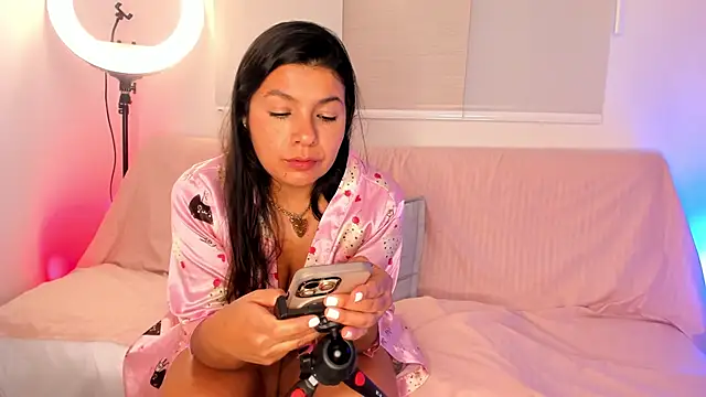 Snapshot of miaa_daniels chatting on November 21, 2025, 1:48 am miaa daniels online show from November 21, 2025, 1:48 am