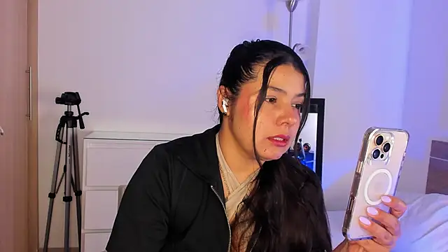 Snapshot of miaa_daniels chatting on June 10, 2026, 2:18 pm miaa daniels online show from June 10, 2026, 2:18 pm