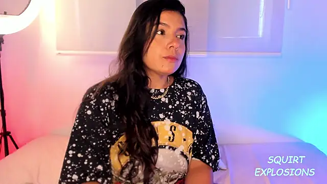 Snapshot of miaa_daniels chatting on December 4, 2025, 1:32 pm miaa daniels online show from December 4, 2025, 1:32 pm