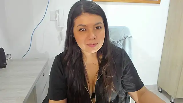 Snapshot of miaa_daniels chatting on March 20, 2025, 4:31 pm miaa daniels online show from March 20, 2025, 4:31 pm