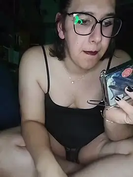 Snapshot of Daisy_150 chatting on October 17, 2025, 10:00 pm Daisy 150 online show from October 17, 2025, 10:00 pm
