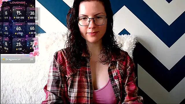 Snapshot of vaders_daughter chatting on April 29, 2026, 11:14 am vaders daughter online show from April 29, 2026, 11:14 am