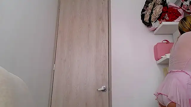 Snapshot of Barbie_girl_69 chatting on July 9, 2026, 4:06 pm Barbie girl 69 online show from July 9, 2026, 4:06 pm