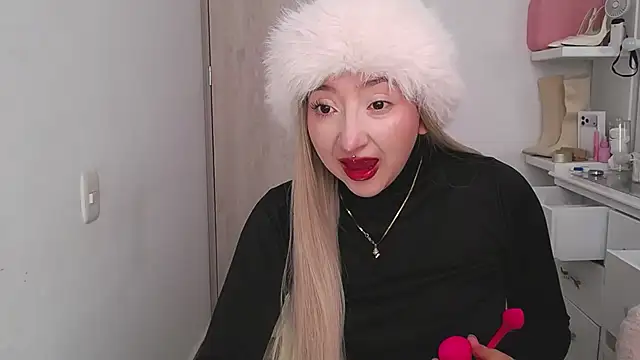 Snapshot of Barbie_girl_69 chatting on July 24, 2026, 7:10 pm Barbie girl 69 online show from July 24, 2026, 7:10 pm