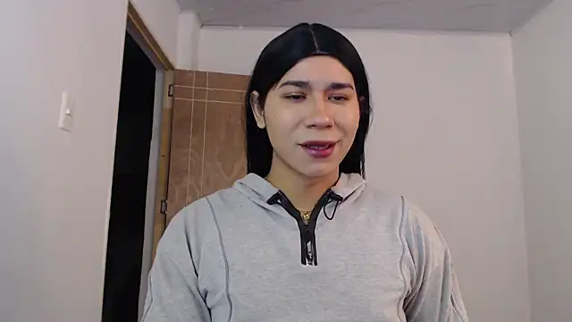 Moon Foxxy online show from June 21, 2026, 6:25 pm