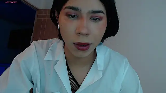 Moon Foxxy online show from July 25, 2026, 7:53 pm
