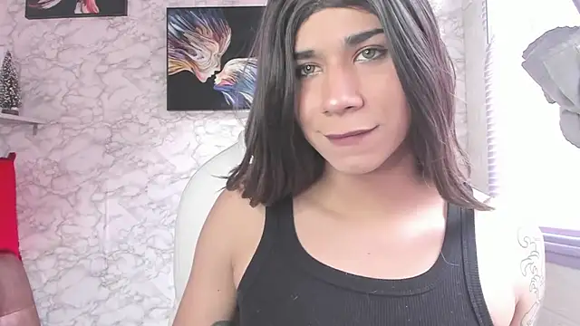 Snapshot of Moon_Foxxy chatting on December 6, 2024, 8:12 pm Moon Foxxy online show from December 6, 2024, 8:12 pm