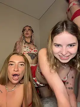 RollingGirls online show from August 1, 2026, 1:09 pm