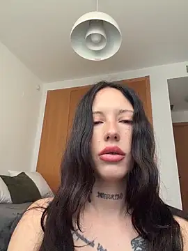 Snapshot of BellaGiaxx chatting on March 11, 2026, 7:46 am BellaGiaxx online show from March 11, 2026, 7:46 am