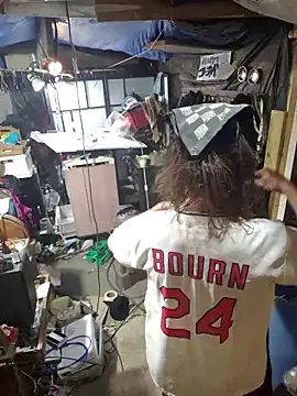 cdressupdiva online show from March 9, 2025, 11:56 pm