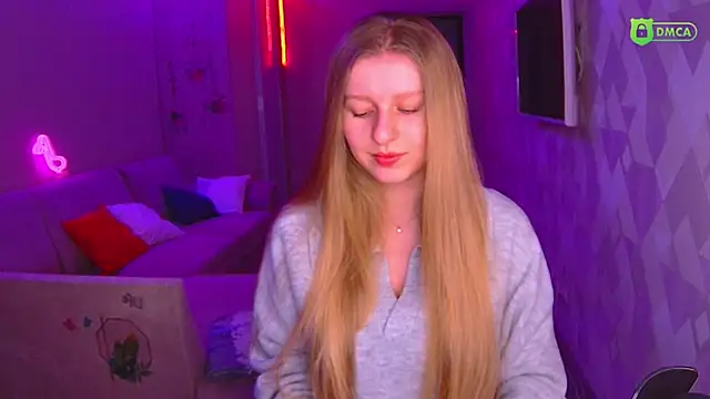 AmaliaQueen online show from January 13, 2025, 2:32 pm