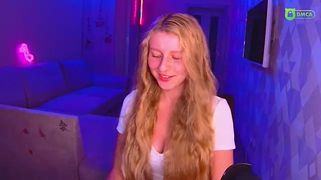 AmaliaQueen online show from October 10, 2025, 3:13 pm