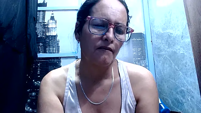 Snapshot of Nastylatinaxxx chatting on July 16, 2026, 11:40 am Nastylatinaxxx online show from July 16, 2026, 11:40 am