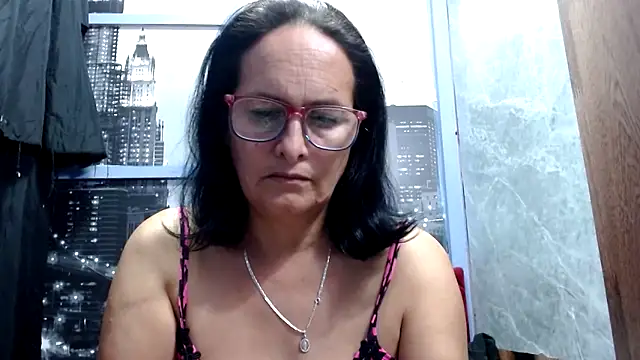 Snapshot of Nastylatinaxxx chatting on May 8, 2026, 10:35 pm Nastylatinaxxx online show from May 8, 2026, 10:35 pm