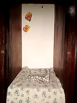 Snapshot of The-Peach-Flexer chatting on September 26, 2025, 9:10 pm The-Peach-Flexer online show from September 26, 2025, 9:10 pm