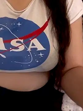 Snapshot of Zanoba-16 chatting on November 14, 2025, 8:51 am Zanoba-16 online show from November 14, 2025, 8:51 am