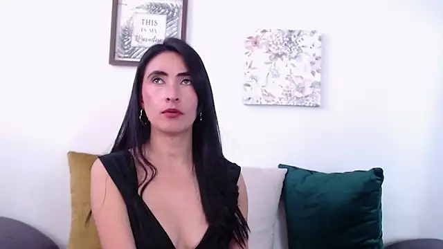 Snapshot of JainaRogers chatting on August 1, 2026, 5:55 pm JainaRogers online show from August 1, 2026, 5:55 pm
