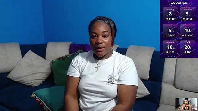 Snapshot of the_pearl199 chatting on February 9, 2025, 6:43 am the pearl199 online show from February 9, 2025, 6:43 am
