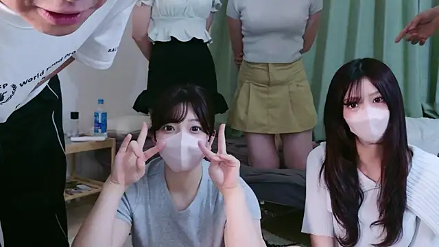 Snapshot of POCARI_SWEAT chatting on July 30, 2026, 12:48 pm POCARI SWEAT online show from July 30, 2026, 12:48 pm