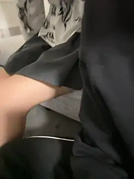 POCARI SWEAT online show from February 14, 2026, 11:10 am