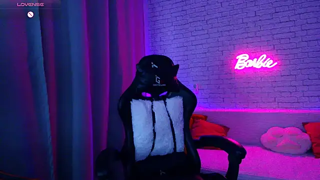 -Stacyy- online show from October 5, 2025, 1:07 am