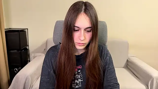 Snapshot of AliceKolltt chatting on March 12, 2026, 10:14 pm AliceKolltt online show from March 12, 2026, 10:14 pm