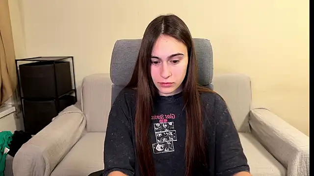 Snapshot of AliceKolltt chatting on February 7, 2026, 11:46 pm AliceKolltt online show from February 7, 2026, 11:46 pm